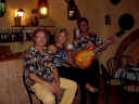 021004_frank1.JPG (124654 byte)