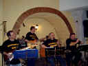 gloria0041.JPG (79803 byte)