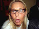 roberta0026.JPG (61141 byte)